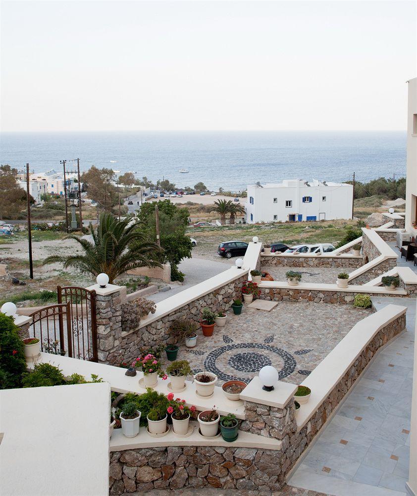 Epavlis Hotel & Spa Kamari  Exterior photo